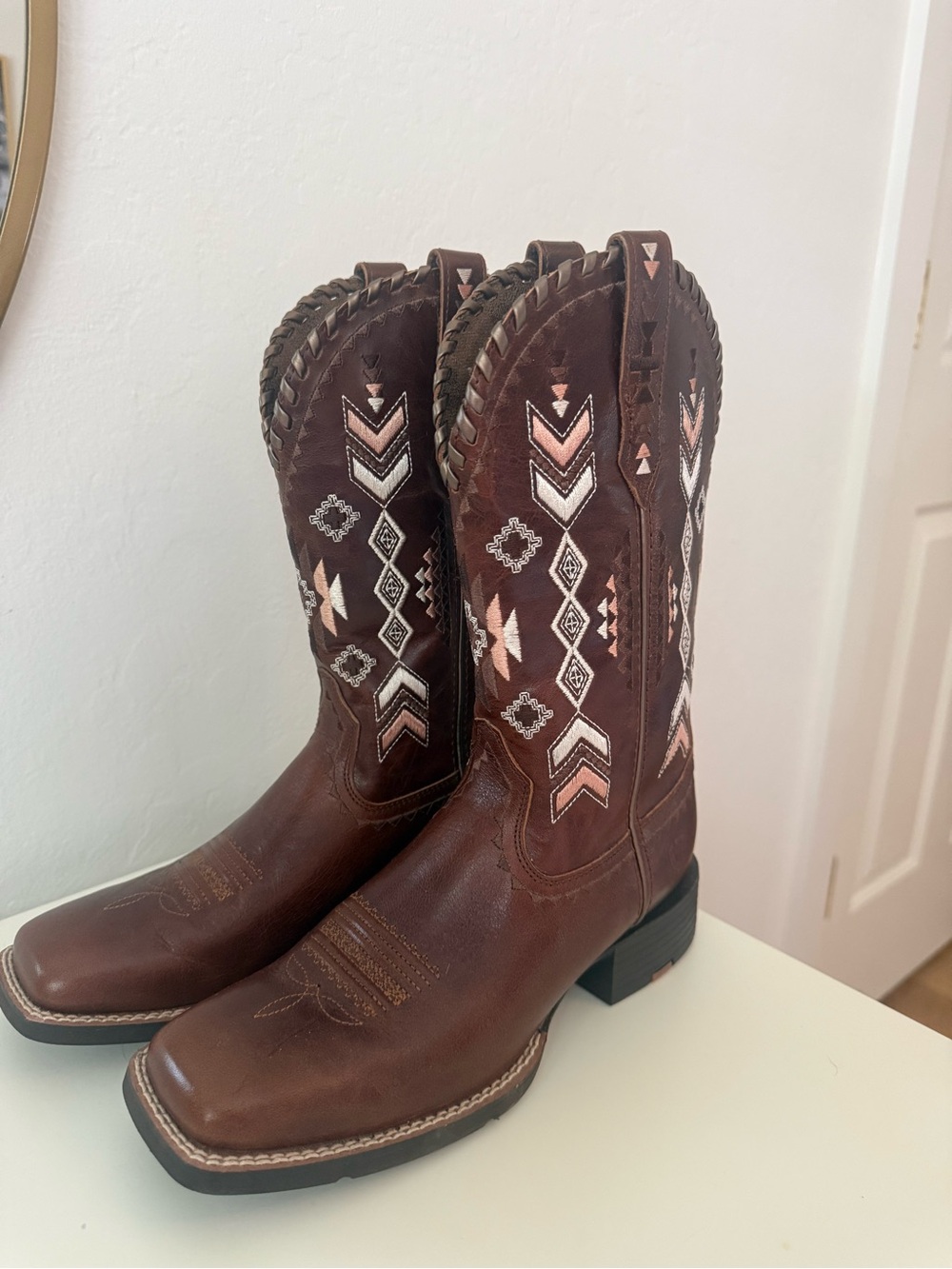 Ariat Brown Embroidered Western Cowboy Boots - Women